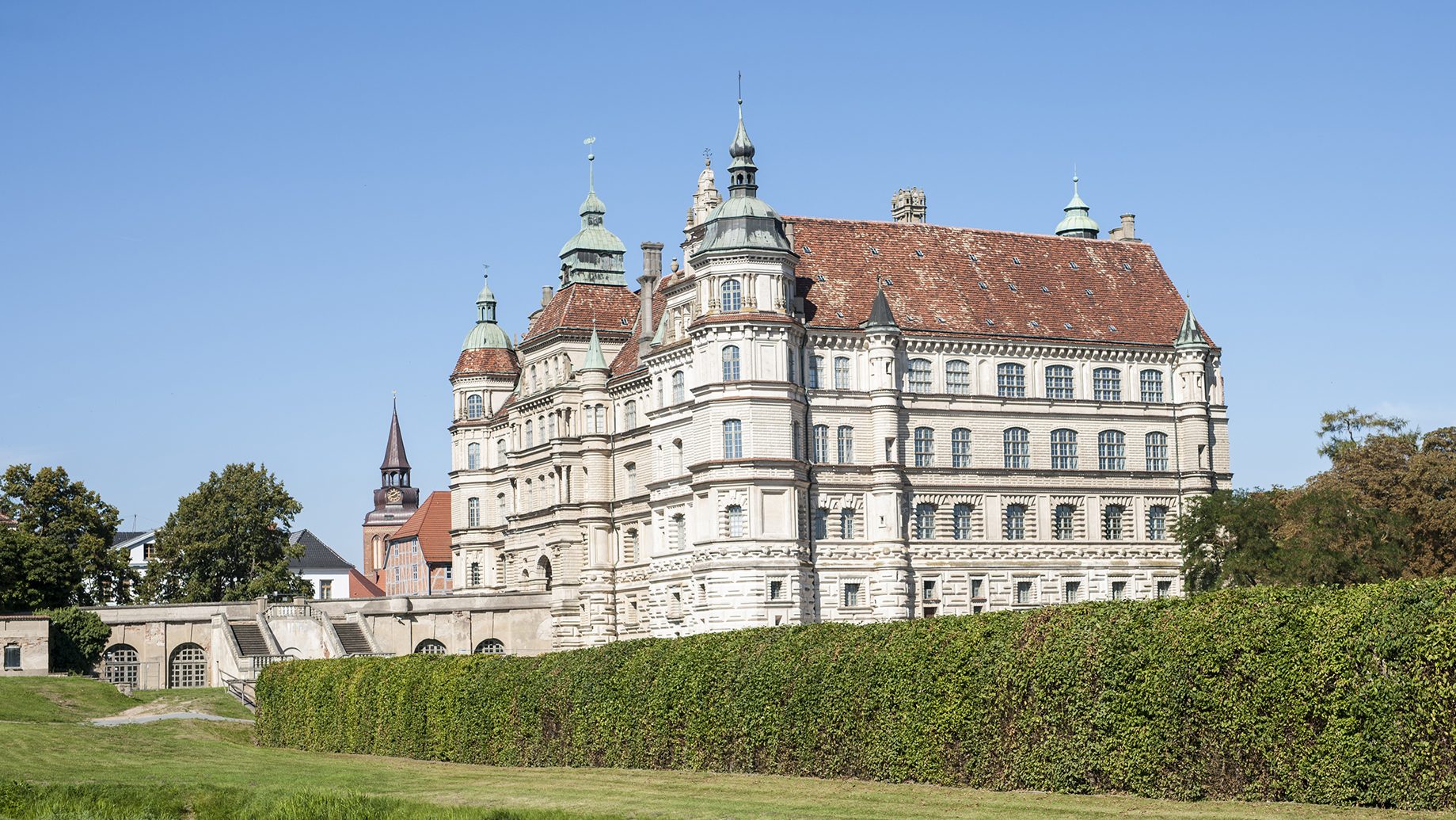 Ausflugsziel: Schloss Güstrow im Spätsommer