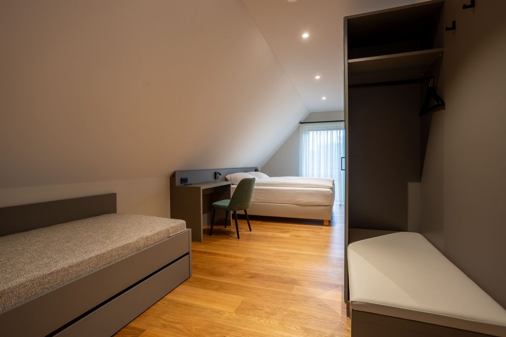 Ferienwohnung Links zweites Schlafzimmer